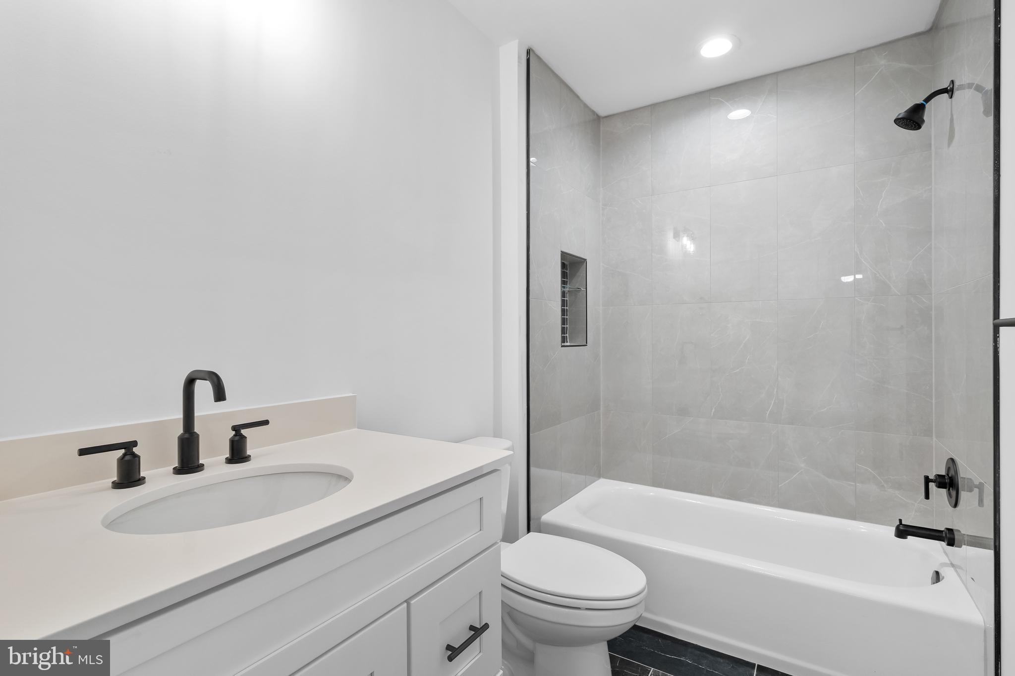 TOWAMENSING TRAILS - Residential