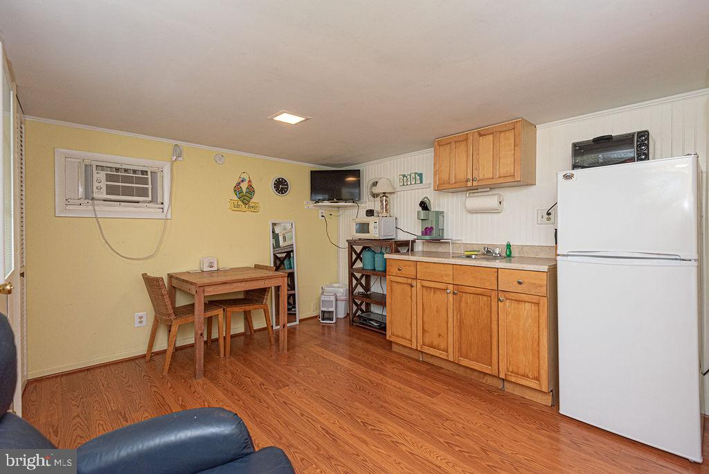 OCEANBAY CITY - Residential Income