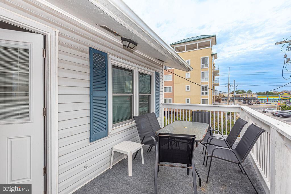 OCEANBAY CITY - Residential Income