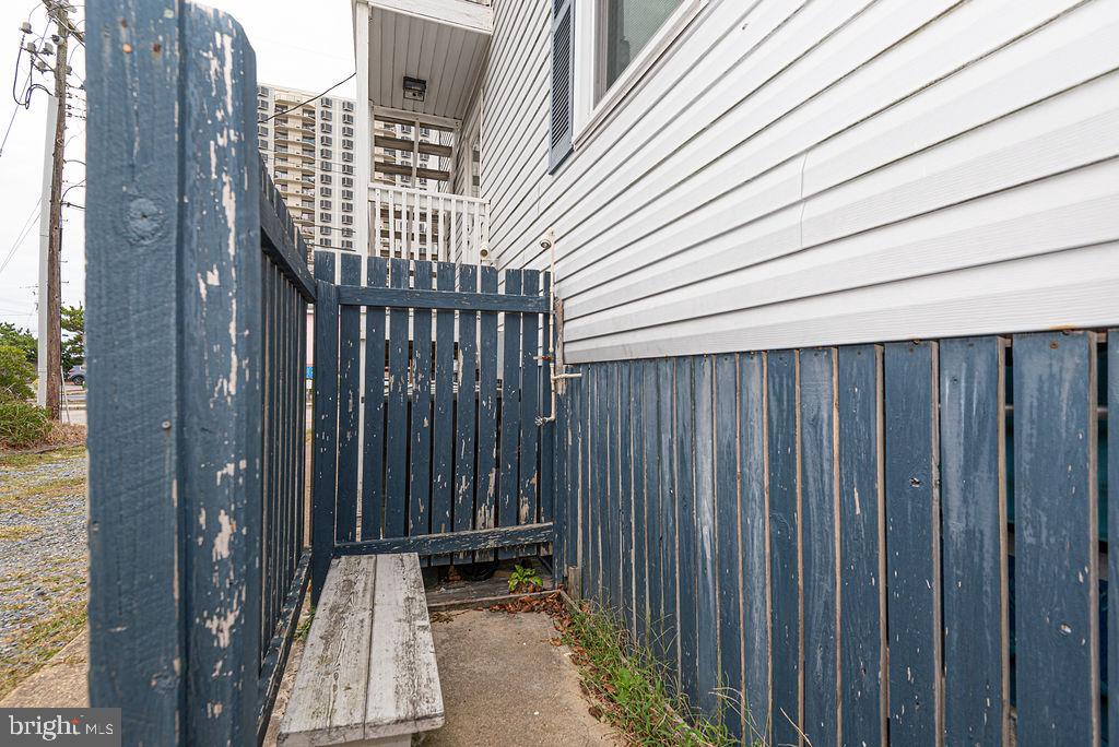 OCEANBAY CITY - Residential Income