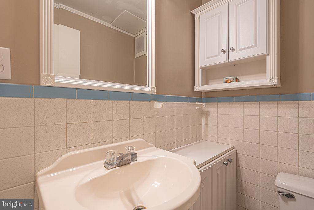 OCEANBAY CITY - Residential Income