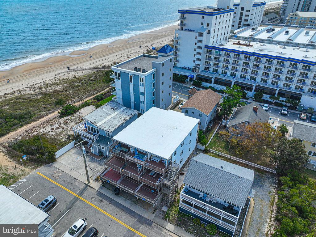 OCEANBAY CITY - Residential Income