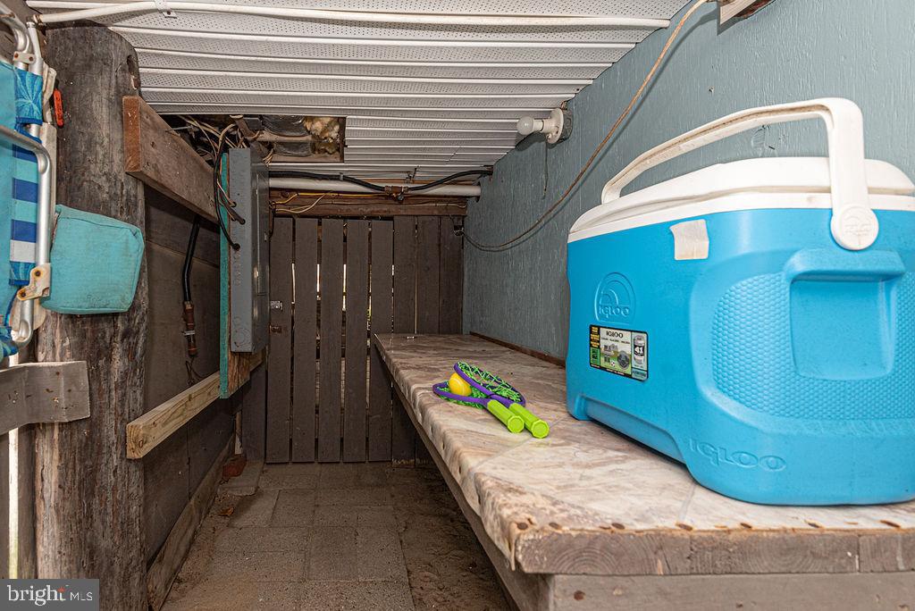 OCEANBAY CITY - Residential Income