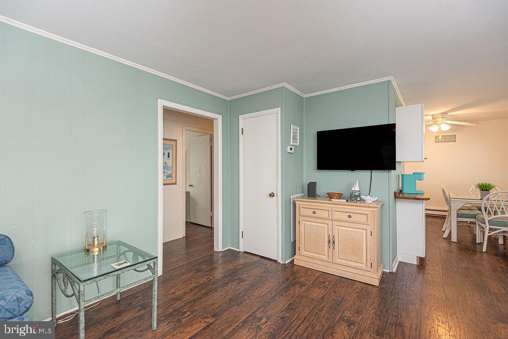 OCEANBAY CITY - Residential Income