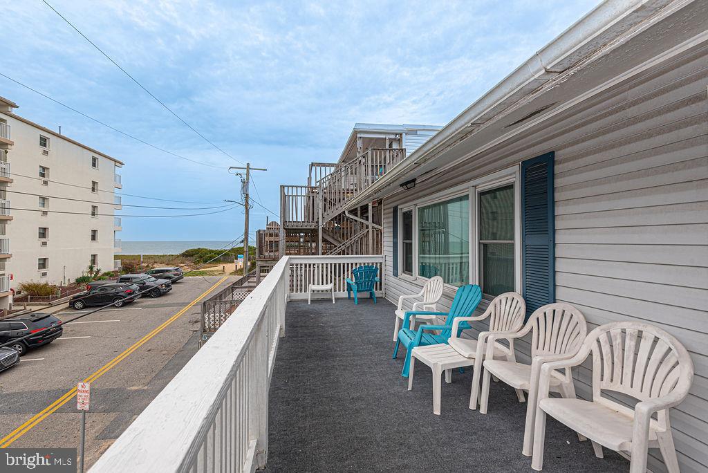 OCEANBAY CITY - Residential Income