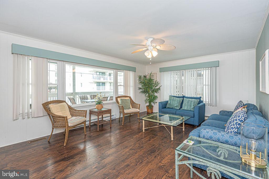 OCEANBAY CITY - Residential Income