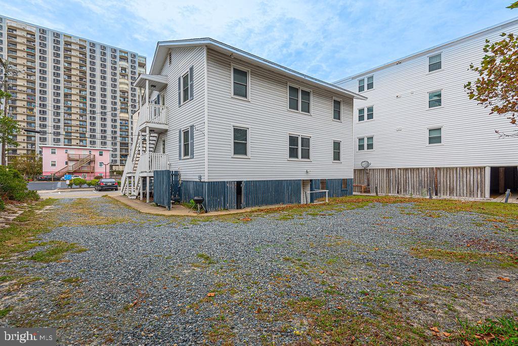 OCEANBAY CITY - Residential Income