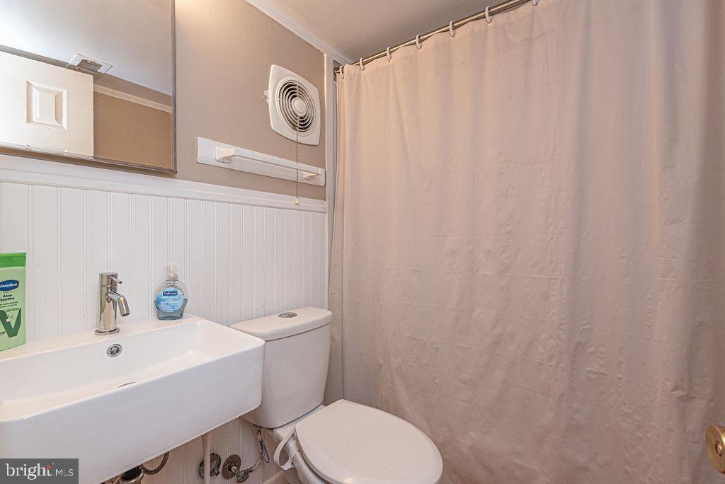 OCEANBAY CITY - Residential Income