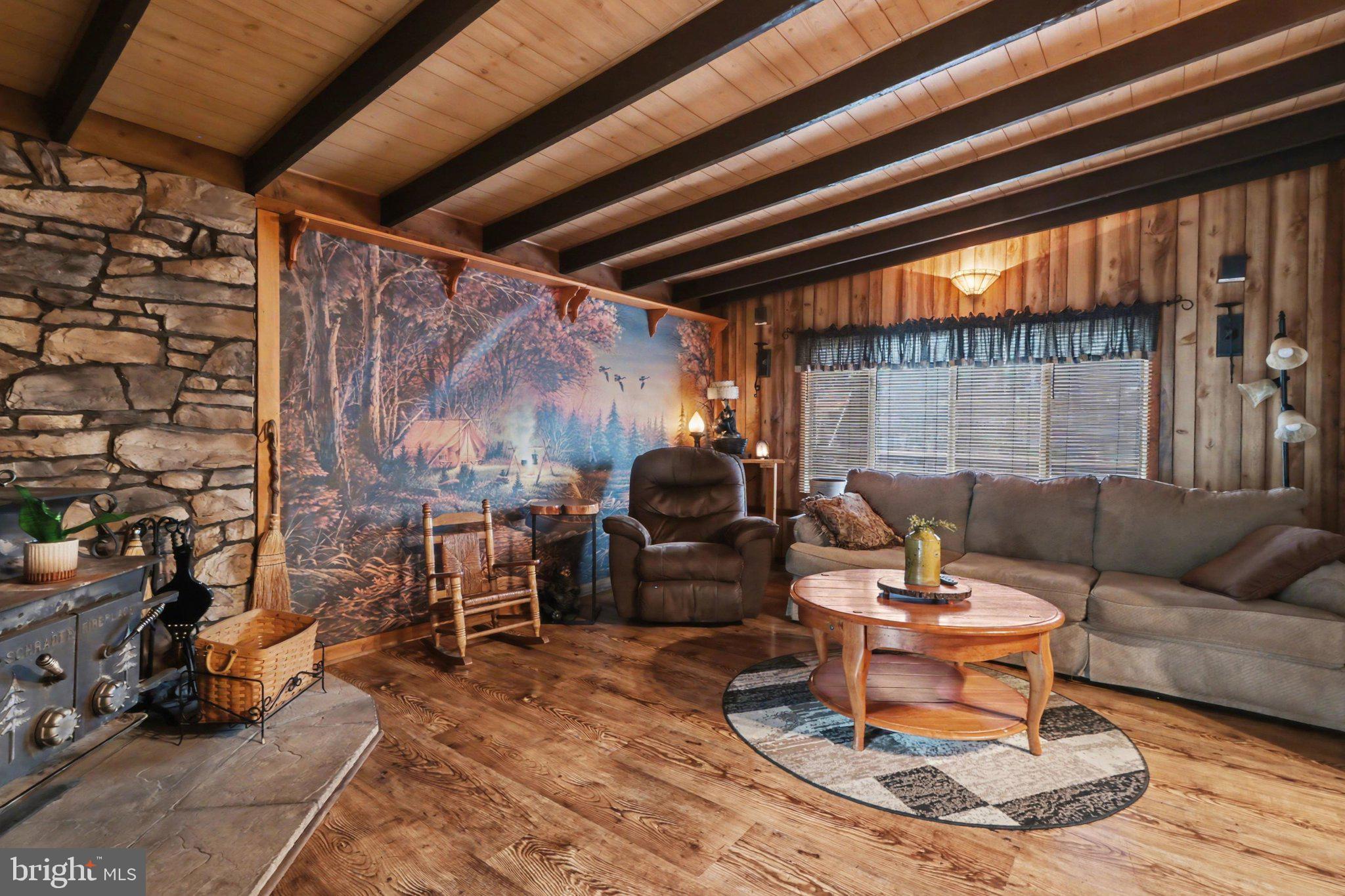 LAKE WARREN ESTATES - Residential