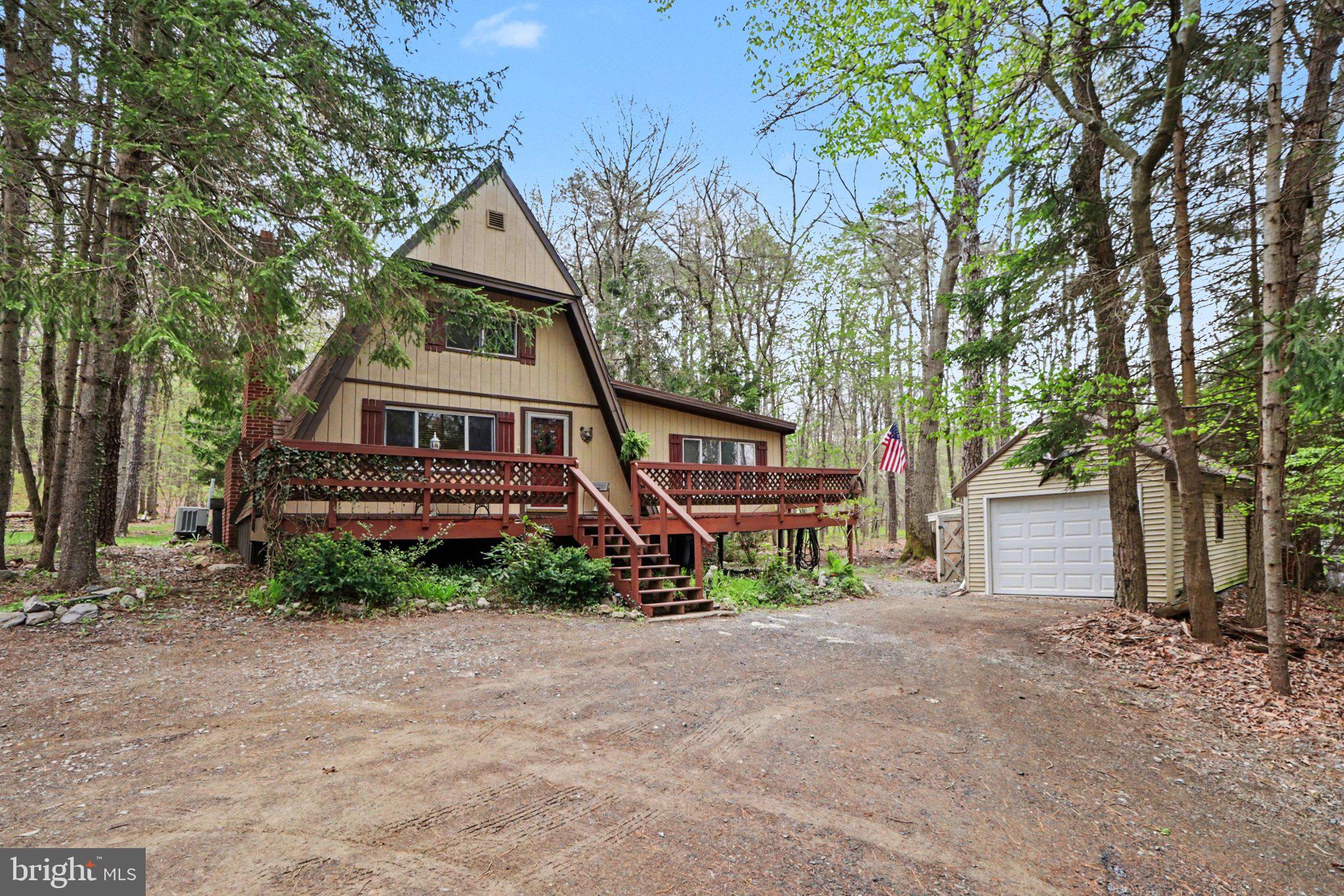 LAKE WARREN ESTATES - Residential