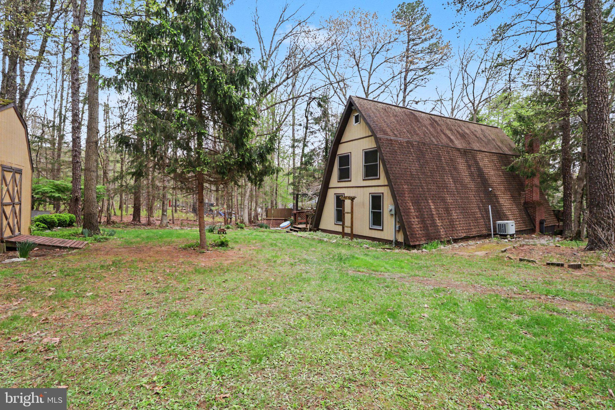 LAKE WARREN ESTATES - Residential