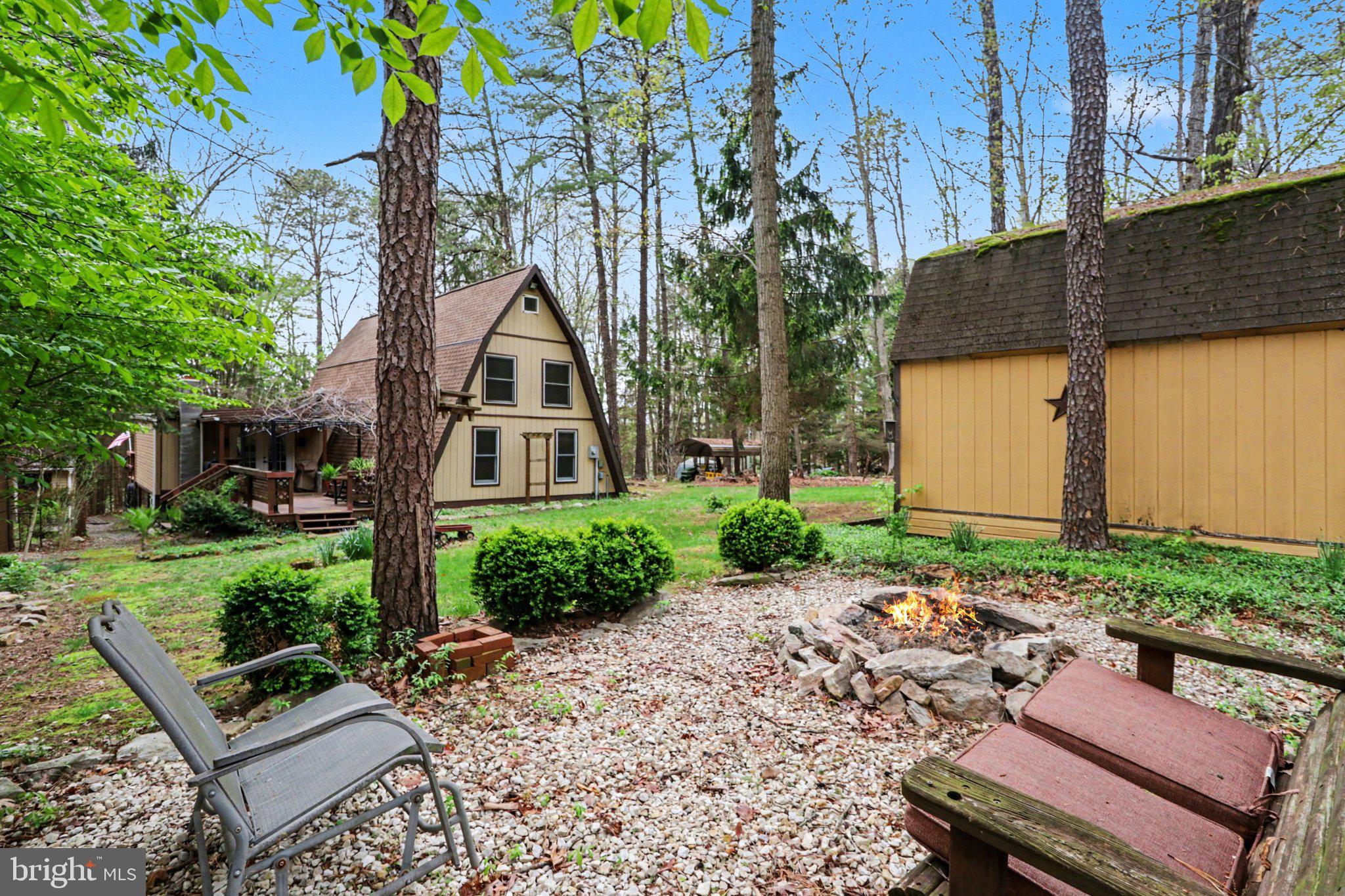 LAKE WARREN ESTATES - Residential