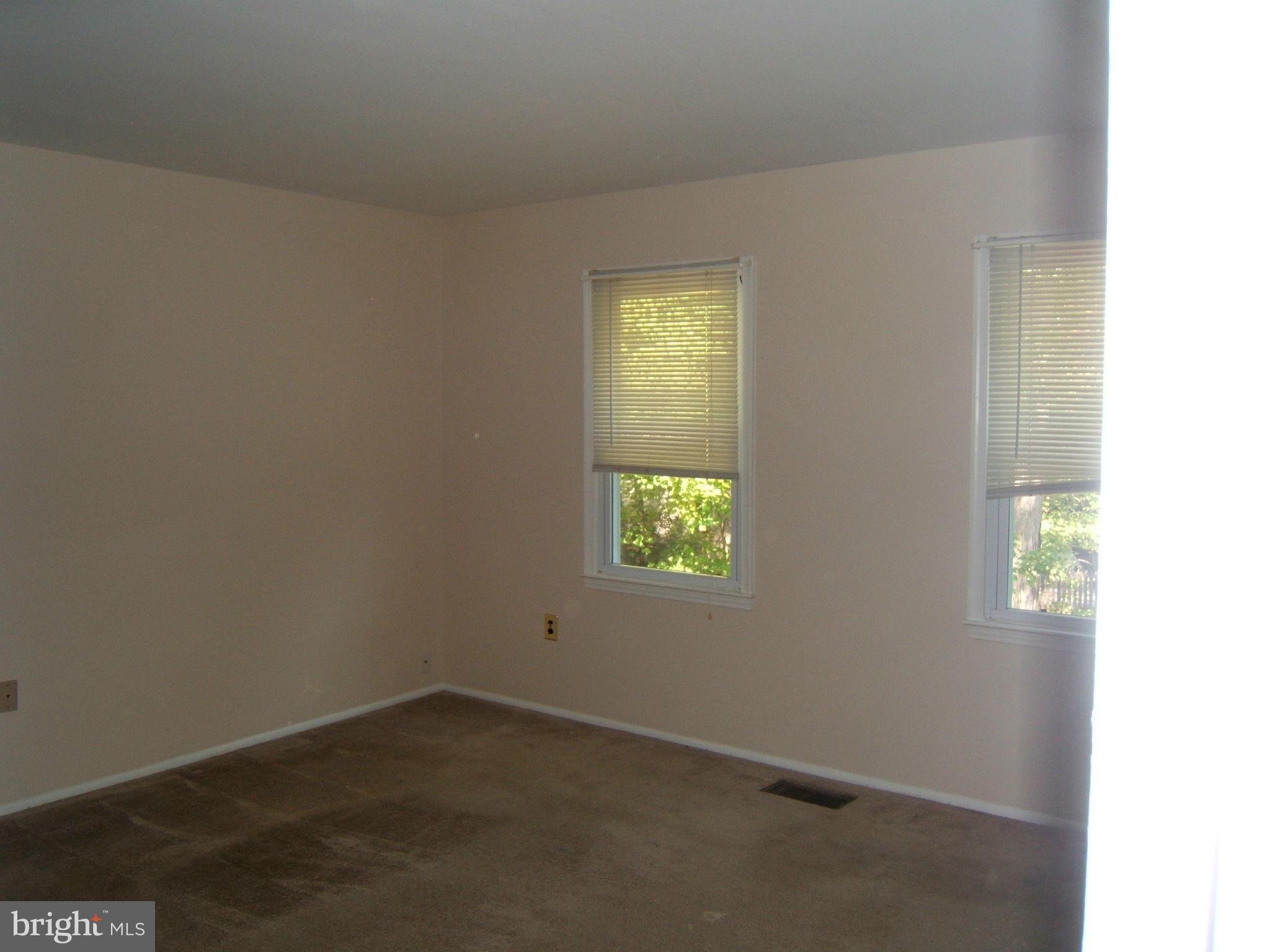 LAKE RIDGE - Residential Lease