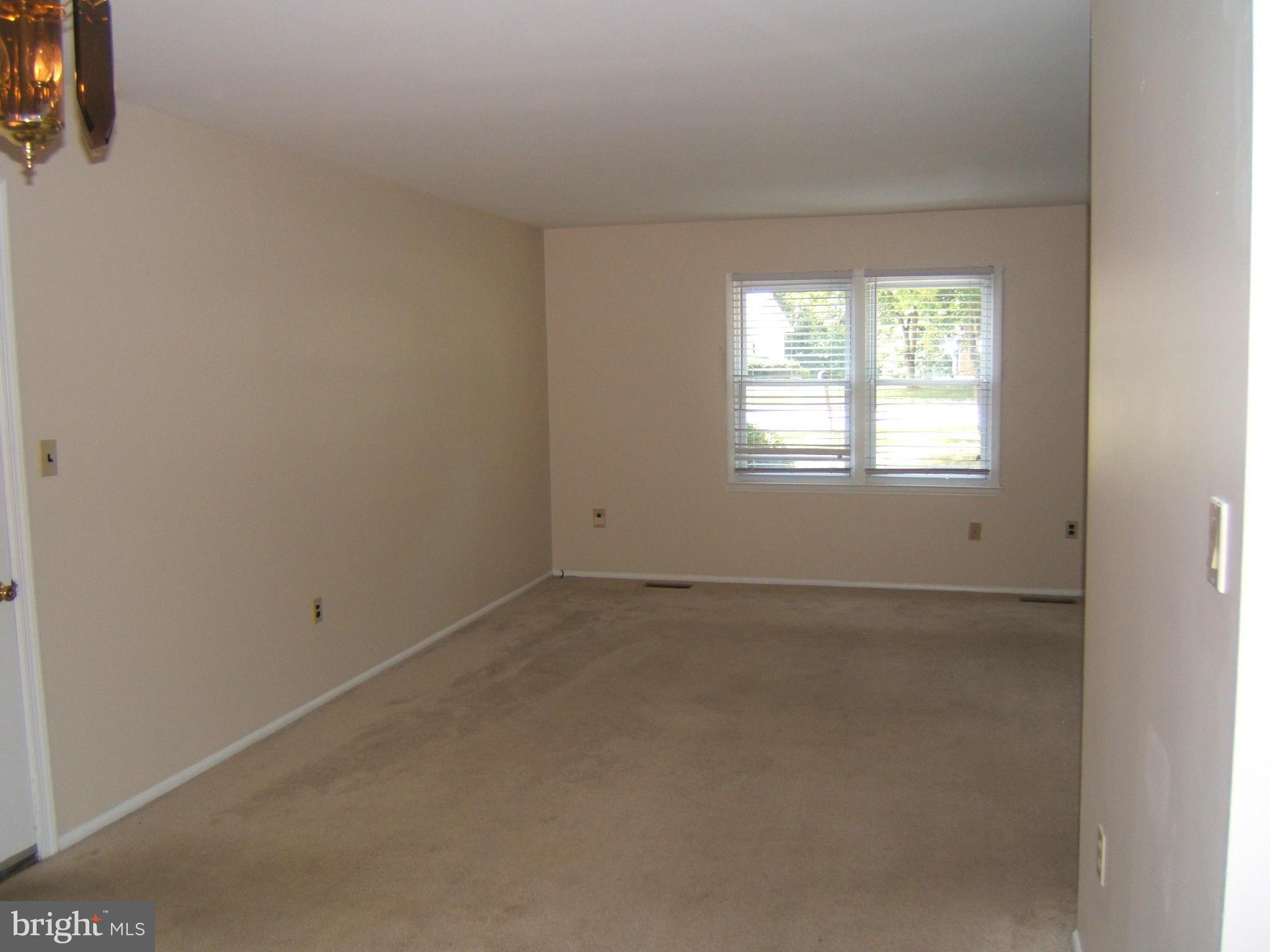 LAKE RIDGE - Residential Lease