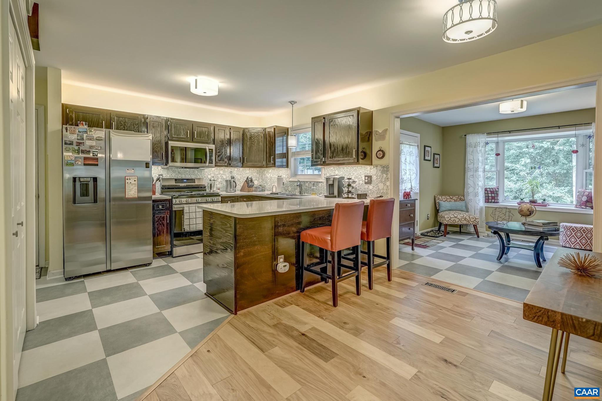 DEER LAKE ESTATES - Residential