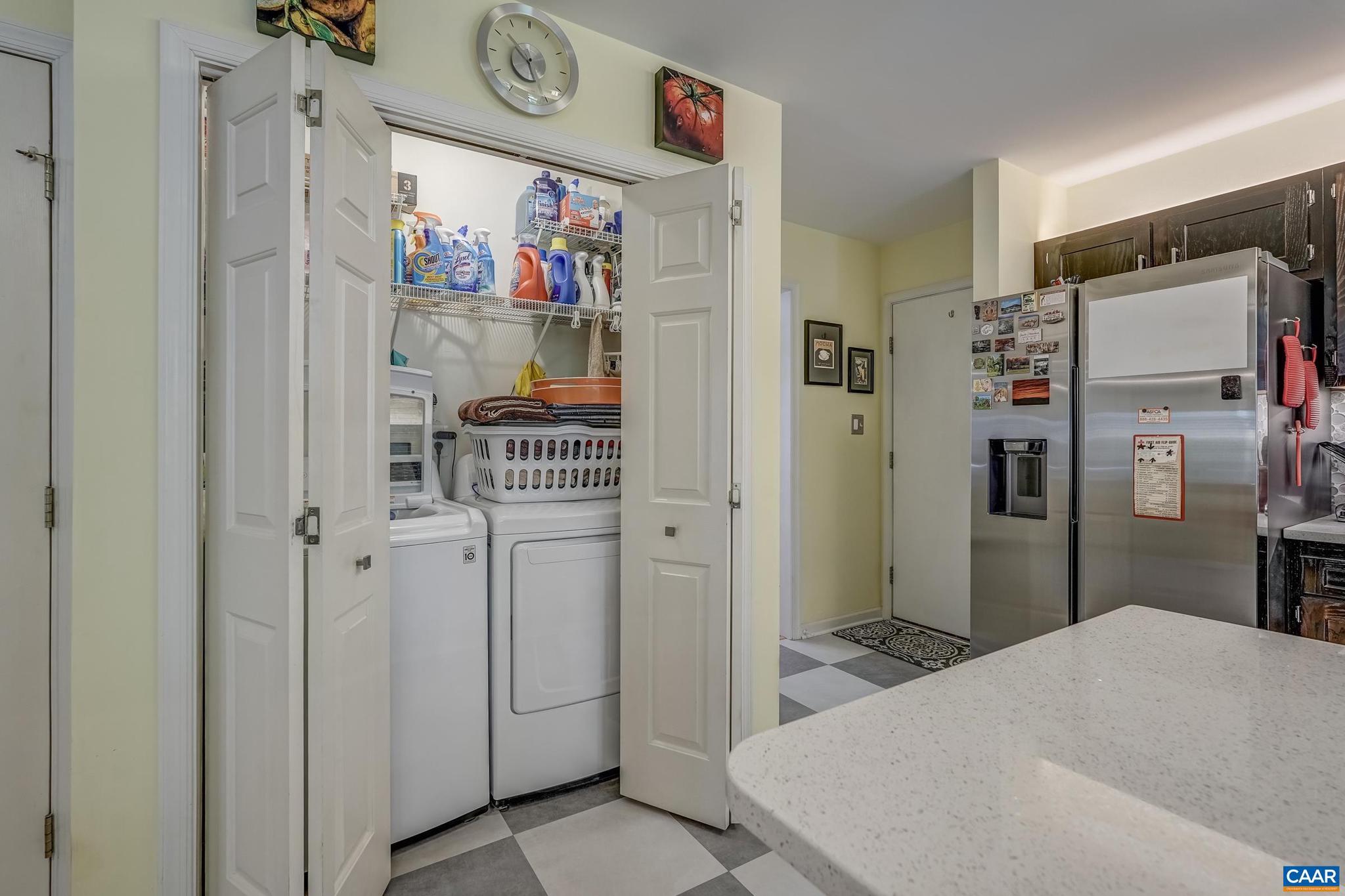 DEER LAKE ESTATES - Residential