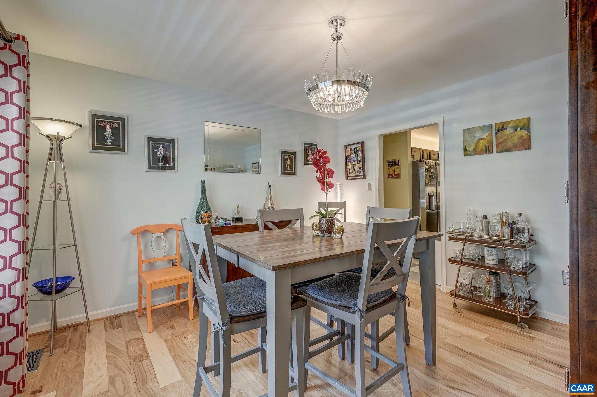 DEER LAKE ESTATES - Residential