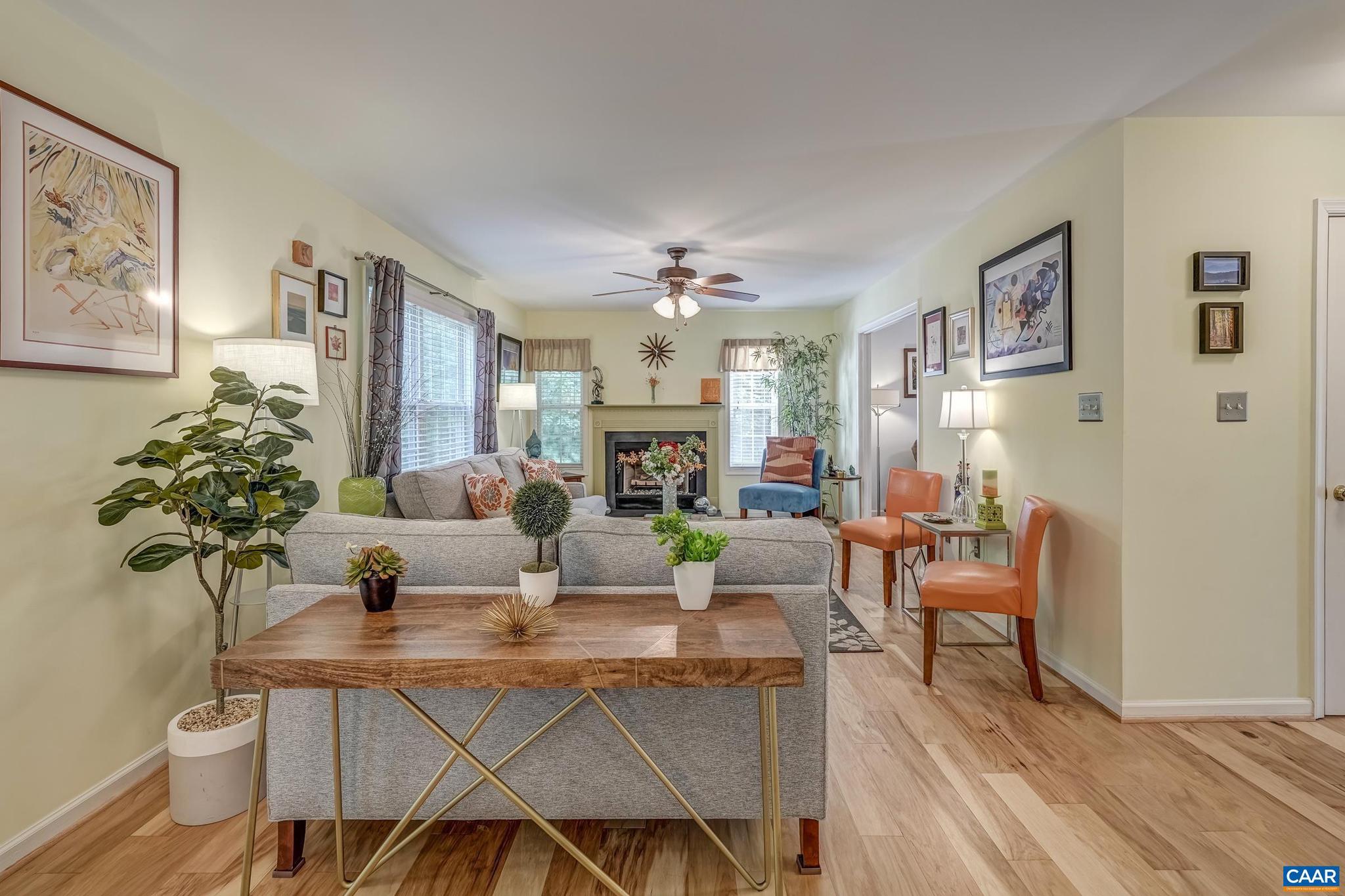 DEER LAKE ESTATES - Residential