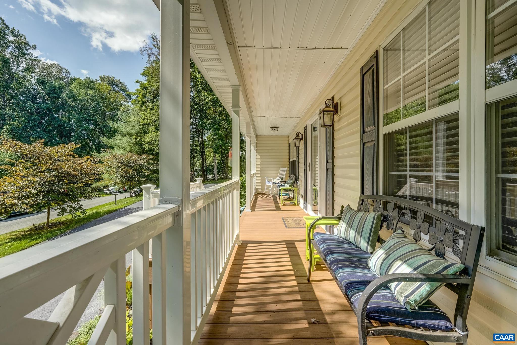 DEER LAKE ESTATES - Residential