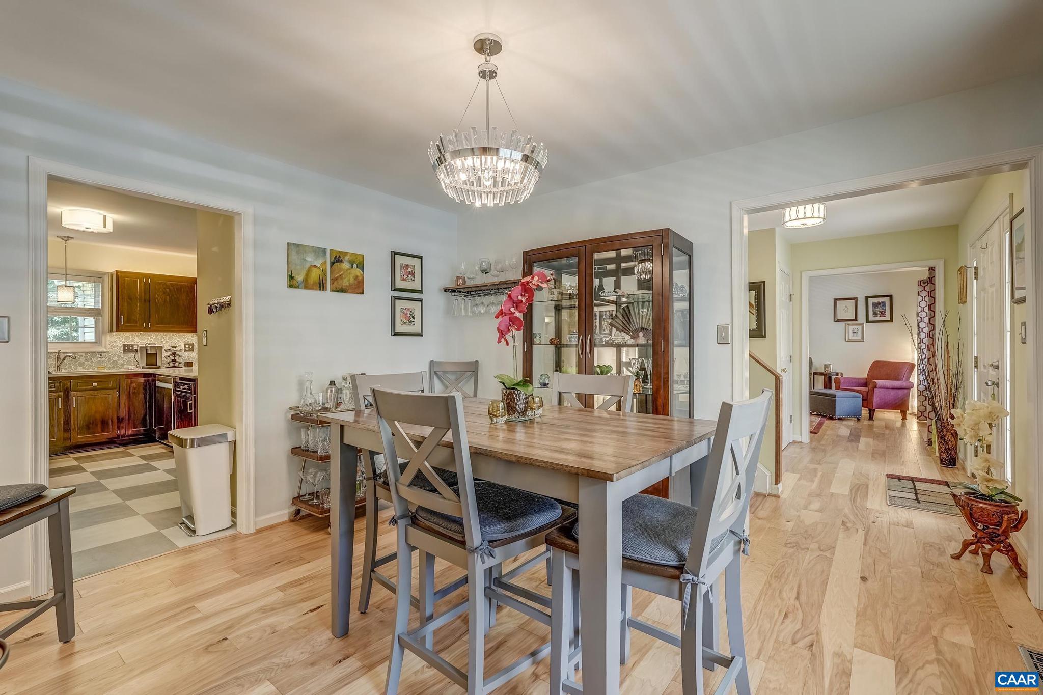 DEER LAKE ESTATES - Residential