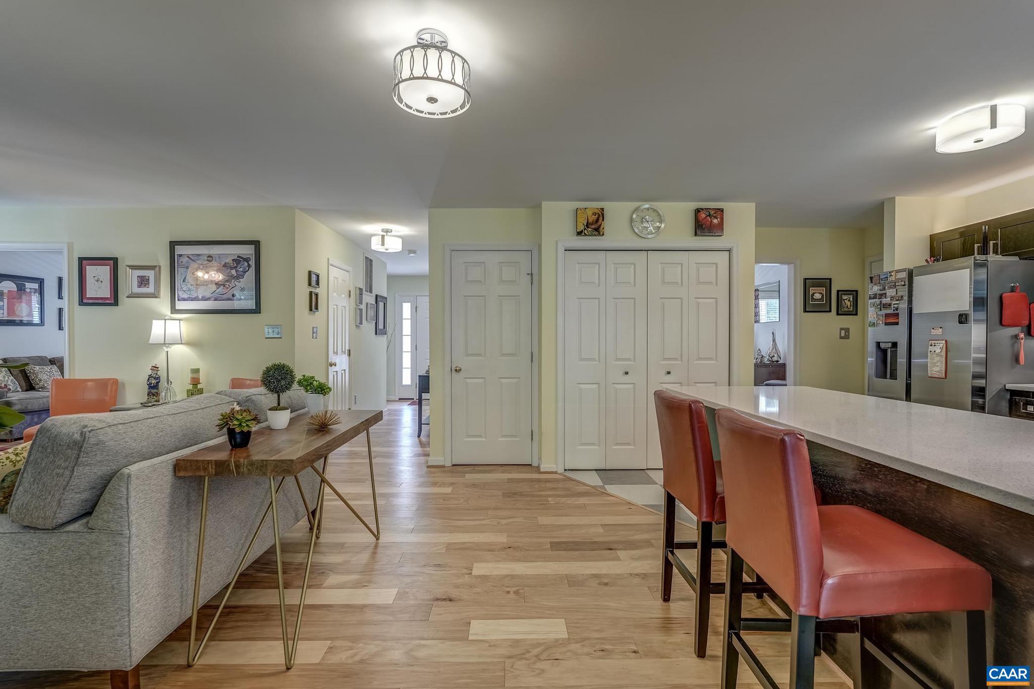 DEER LAKE ESTATES - Residential