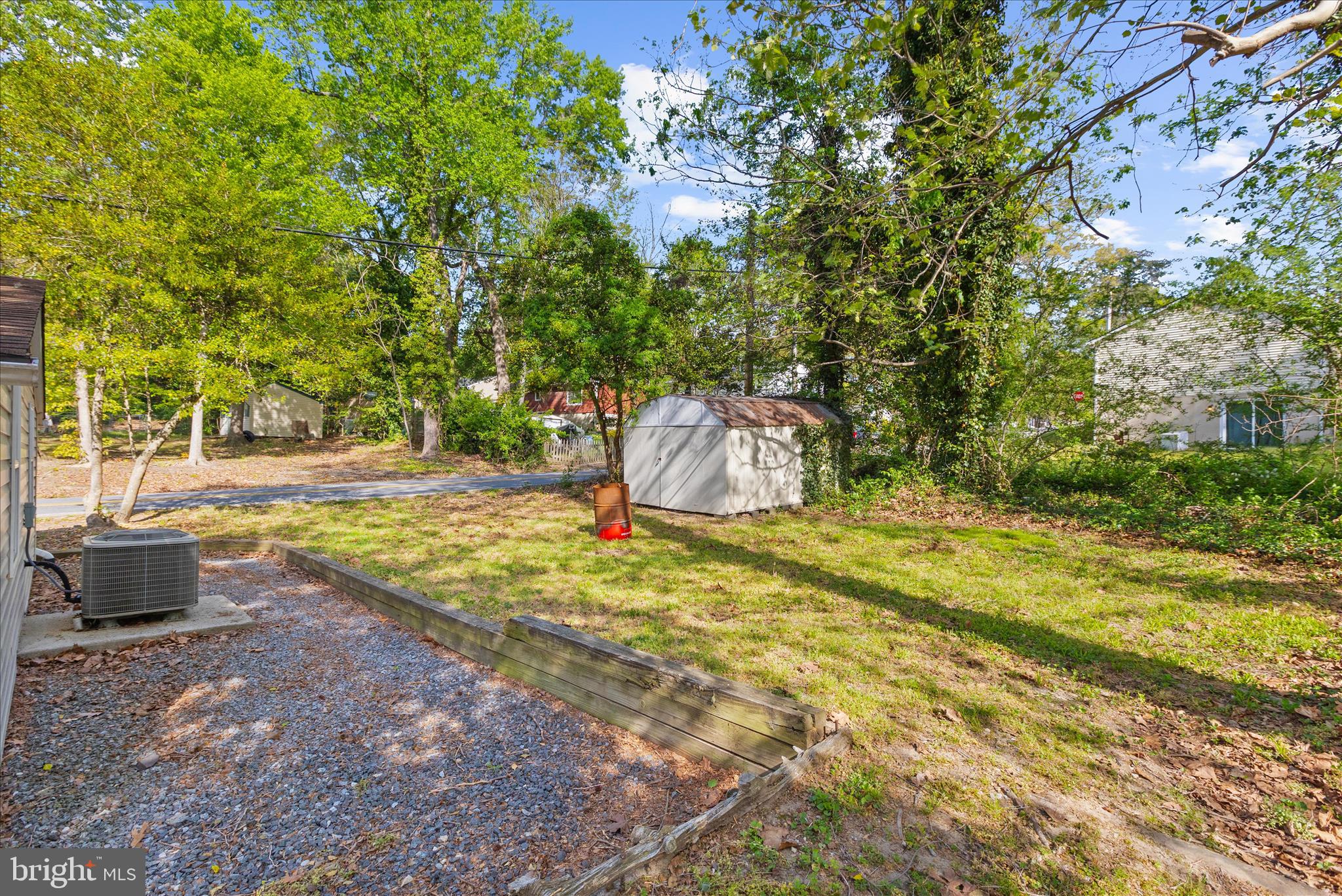 WHITE SANDS - Residential