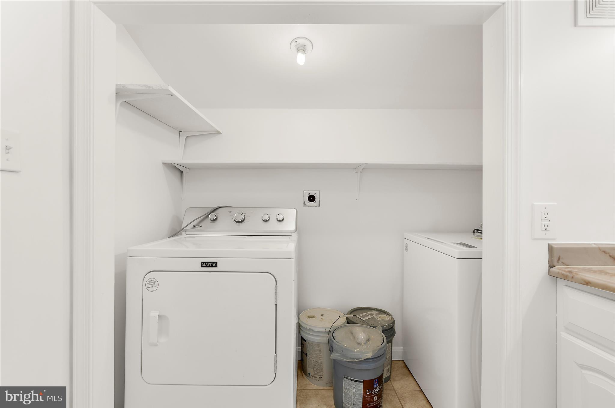 WHITE SANDS - Residential