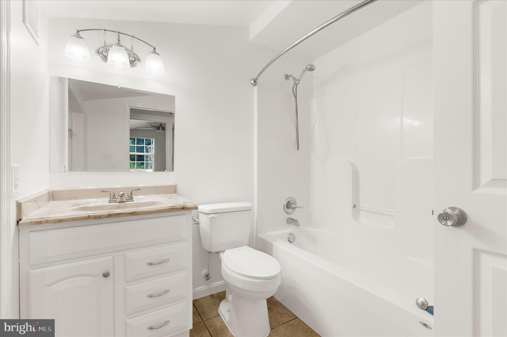 WHITE SANDS - Residential