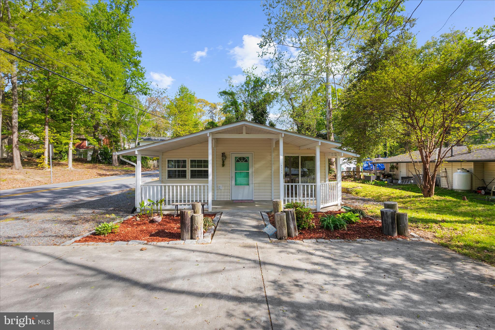 WHITE SANDS - Residential