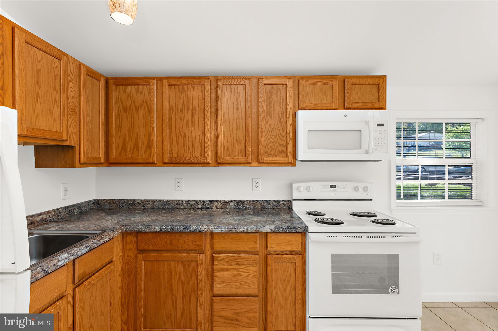 WHITE SANDS - Residential