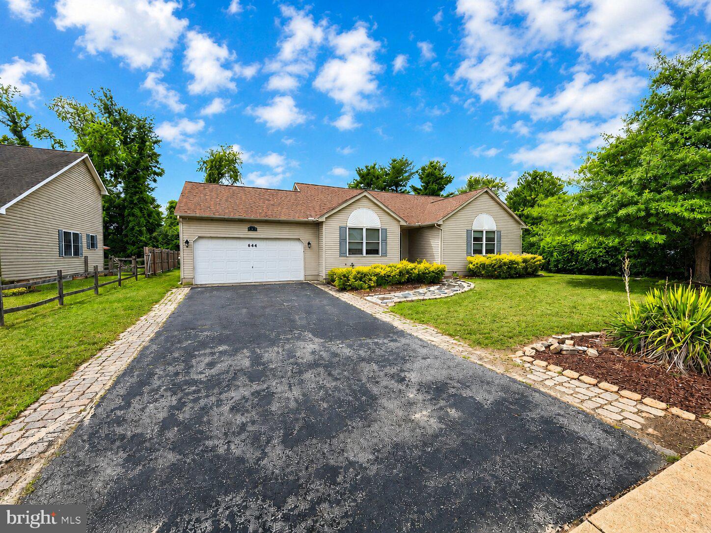 644 BEECHWOOD AVENUE
