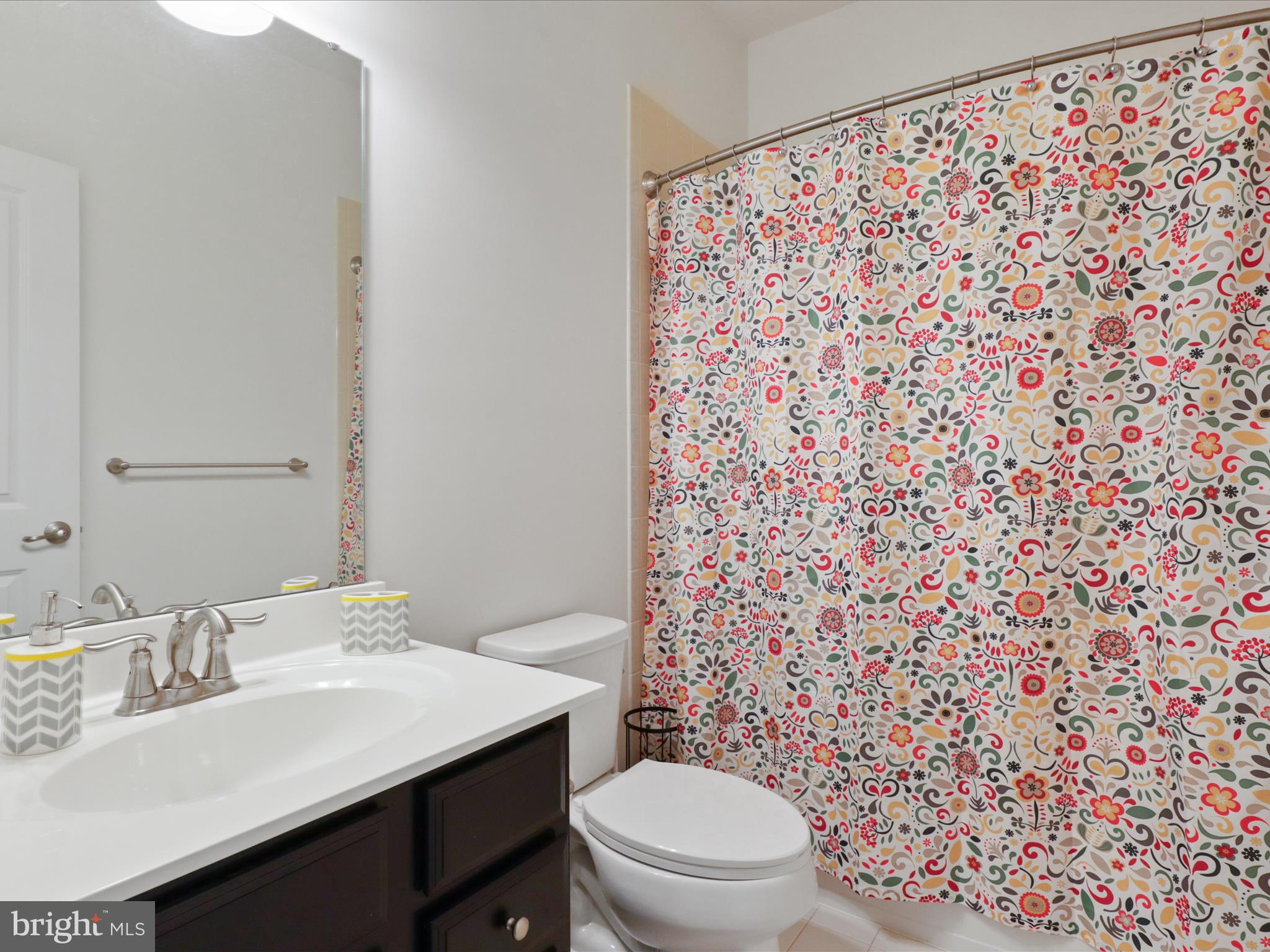 THE PARK AT ADDISON METRO - Residential