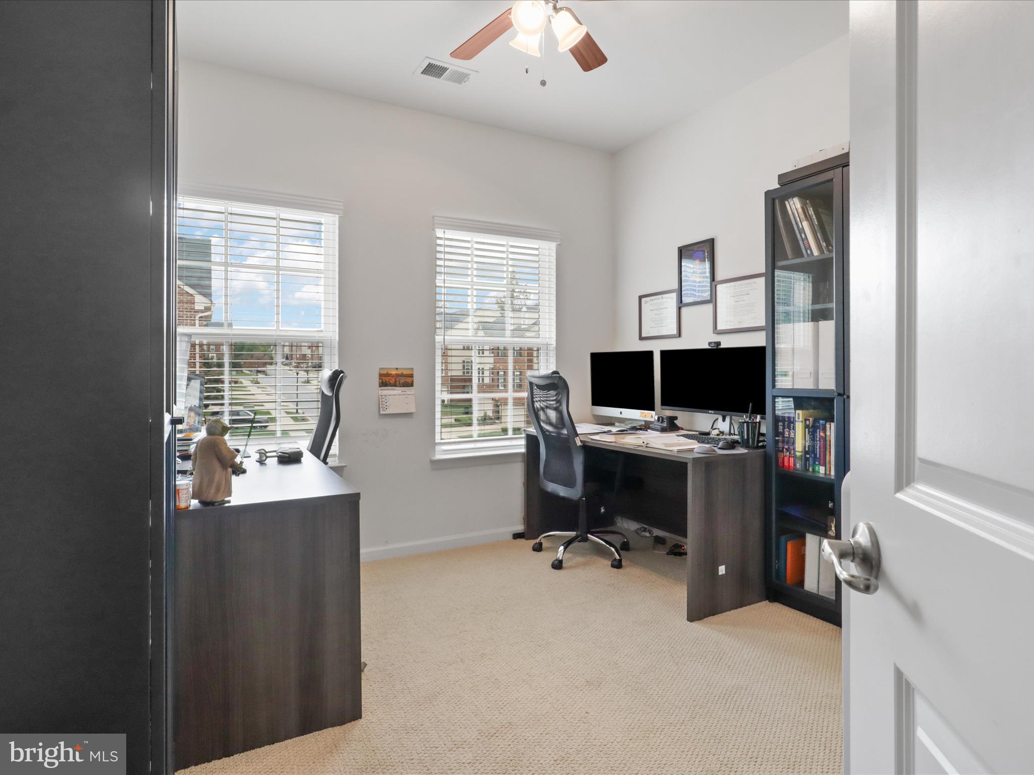 THE PARK AT ADDISON METRO - Residential