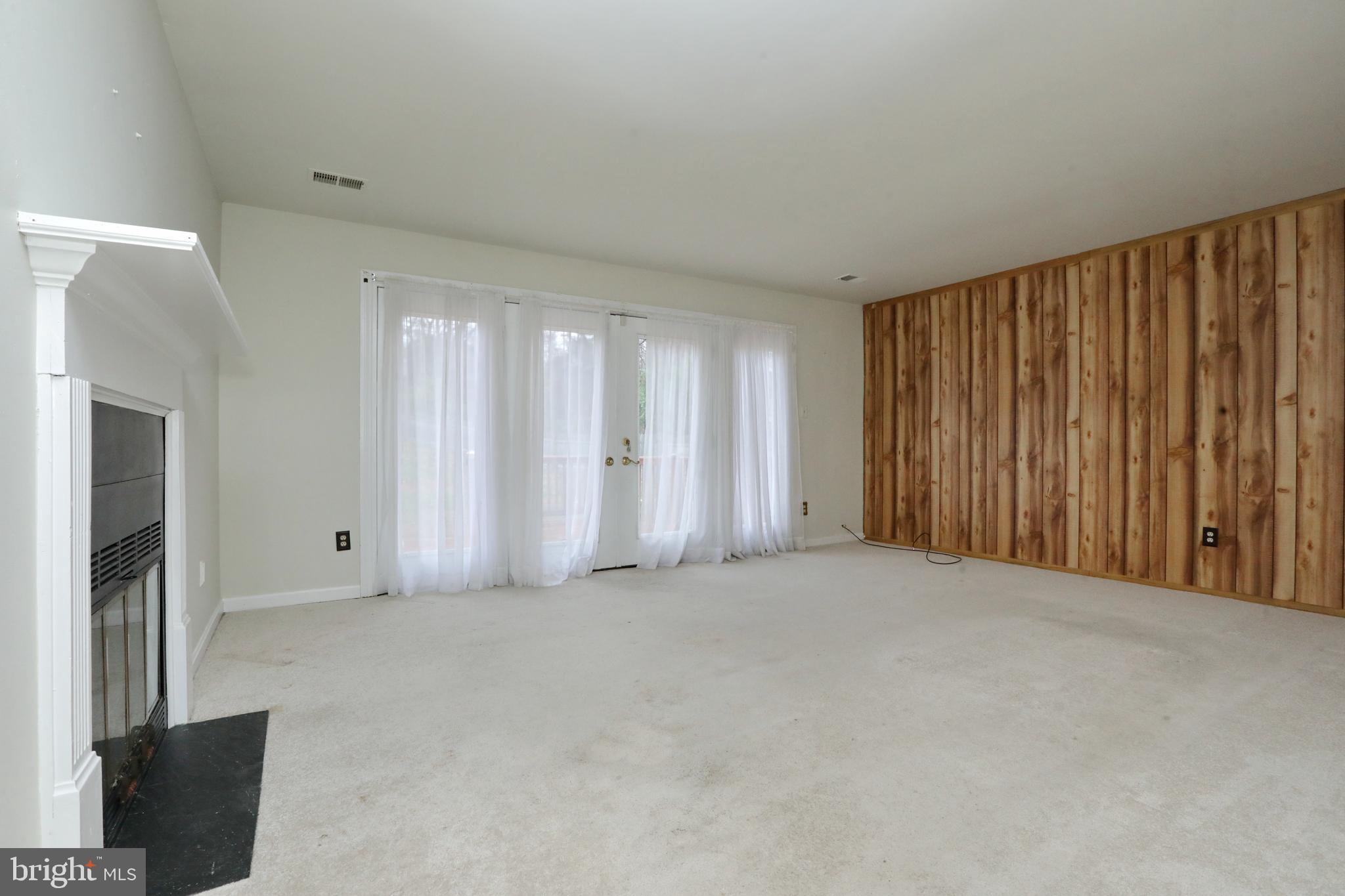 LAUREL BRANCH - Residential