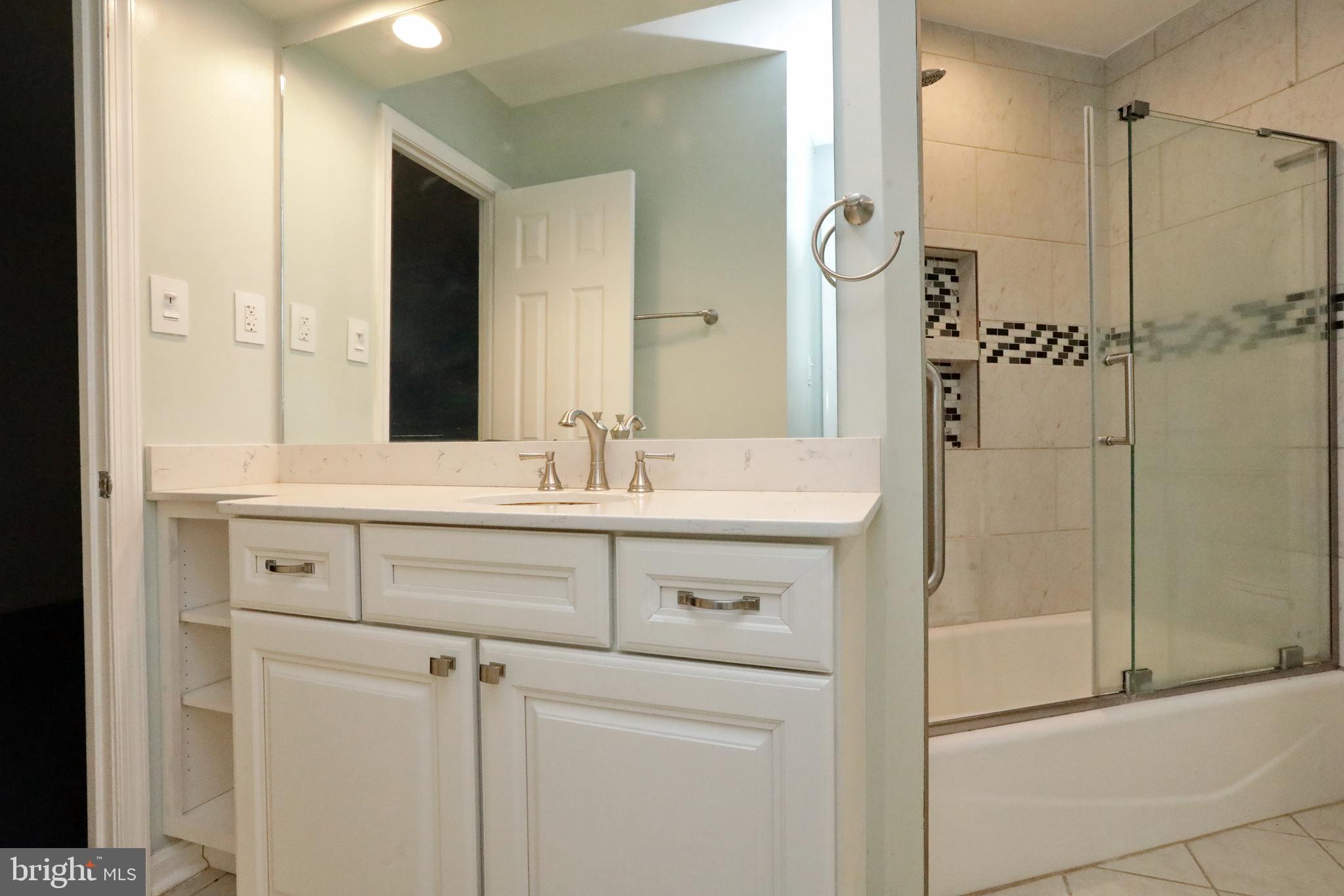 LAUREL BRANCH - Residential