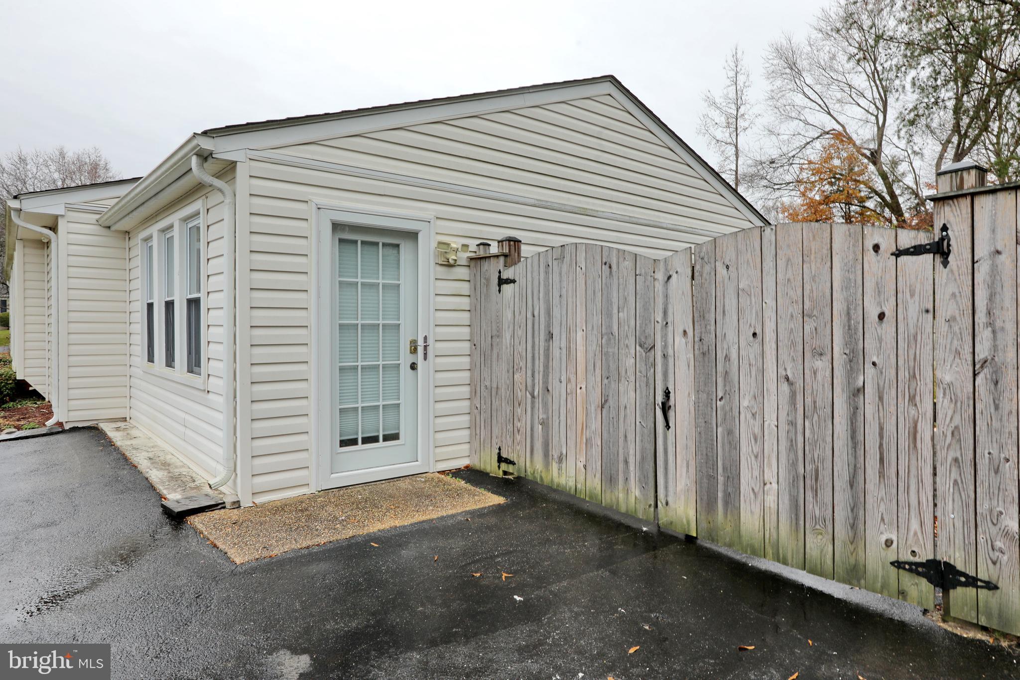 LAUREL BRANCH - Residential