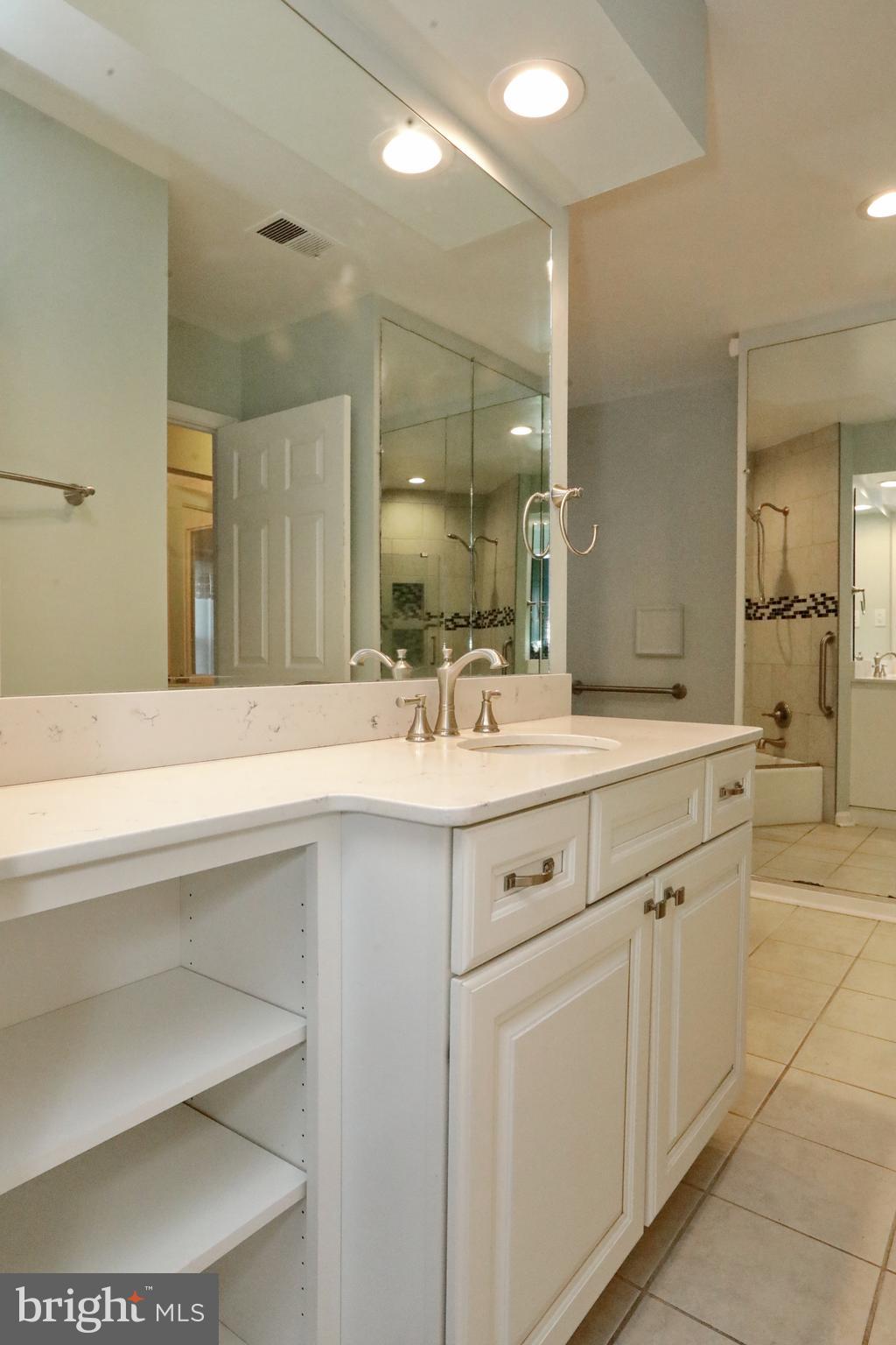 LAUREL BRANCH - Residential