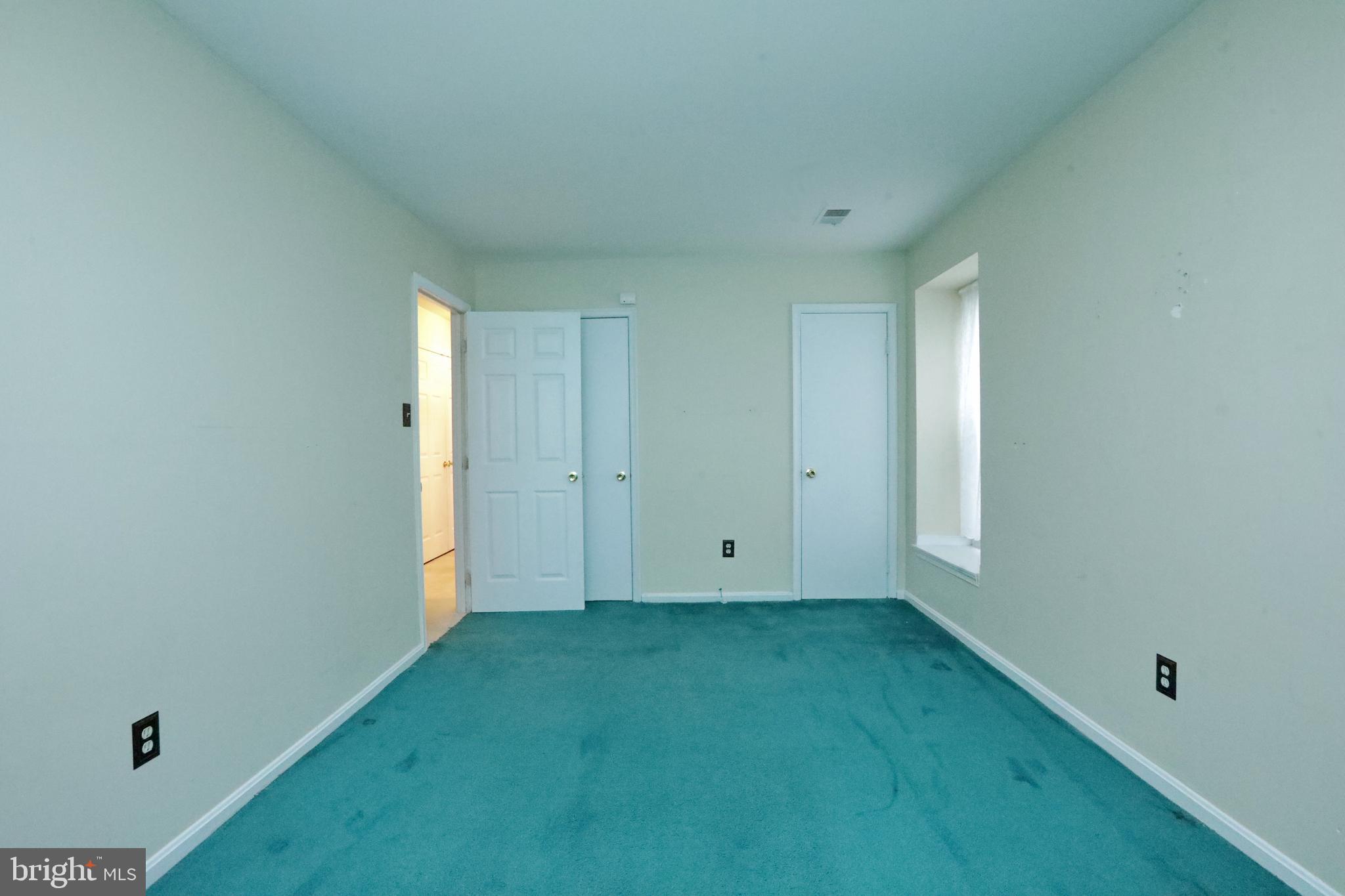 LAUREL BRANCH - Residential