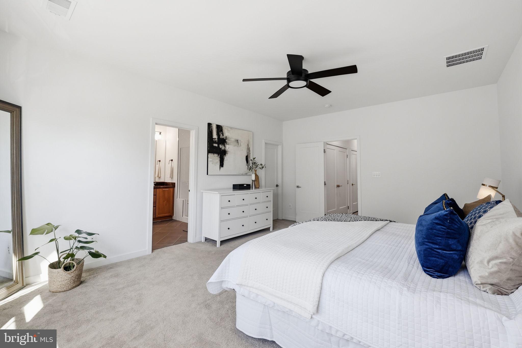 METRO WALK AT MOOREFIELD STATION - Residential