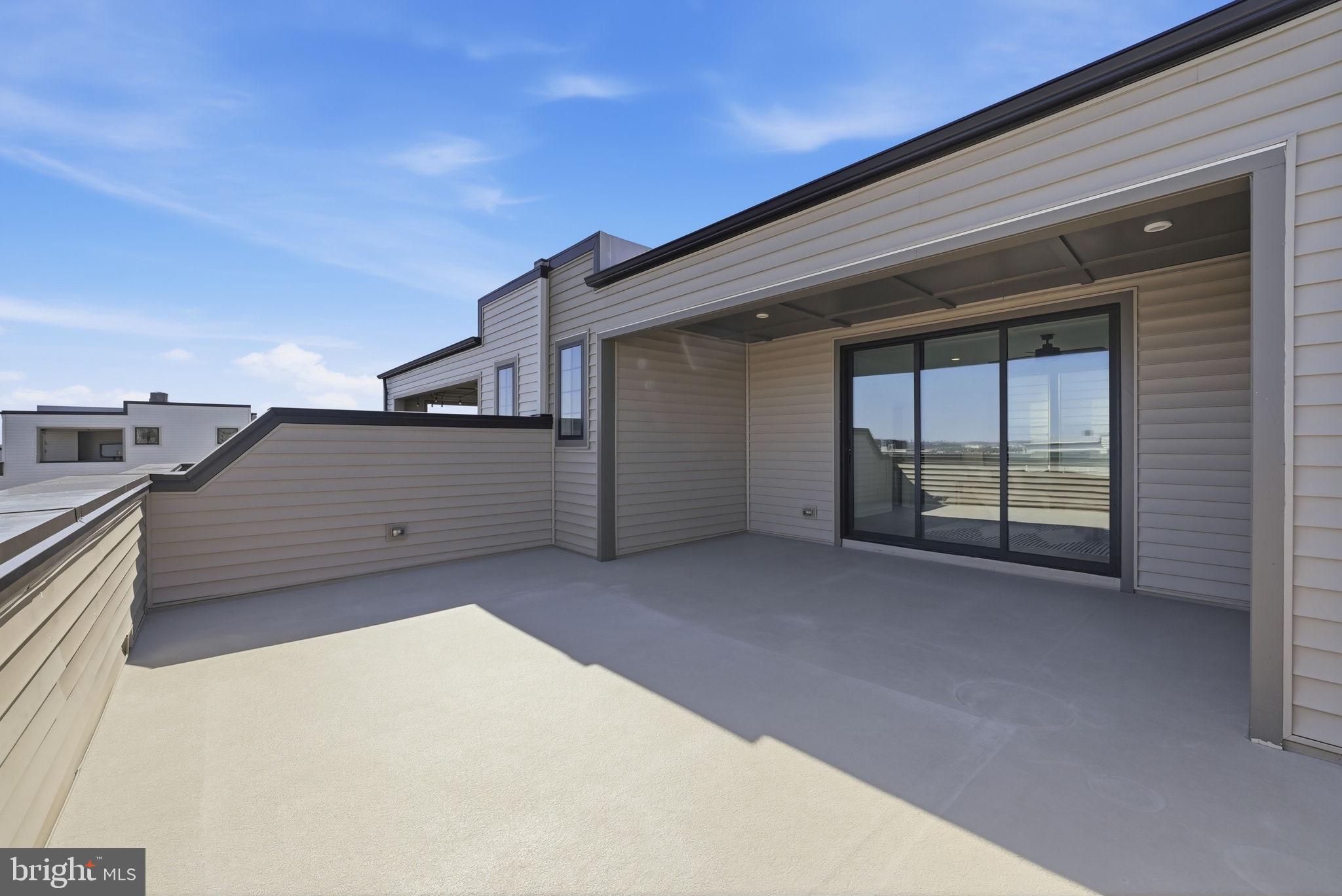 METRO WALK AT MOOREFIELD STATION - Residential