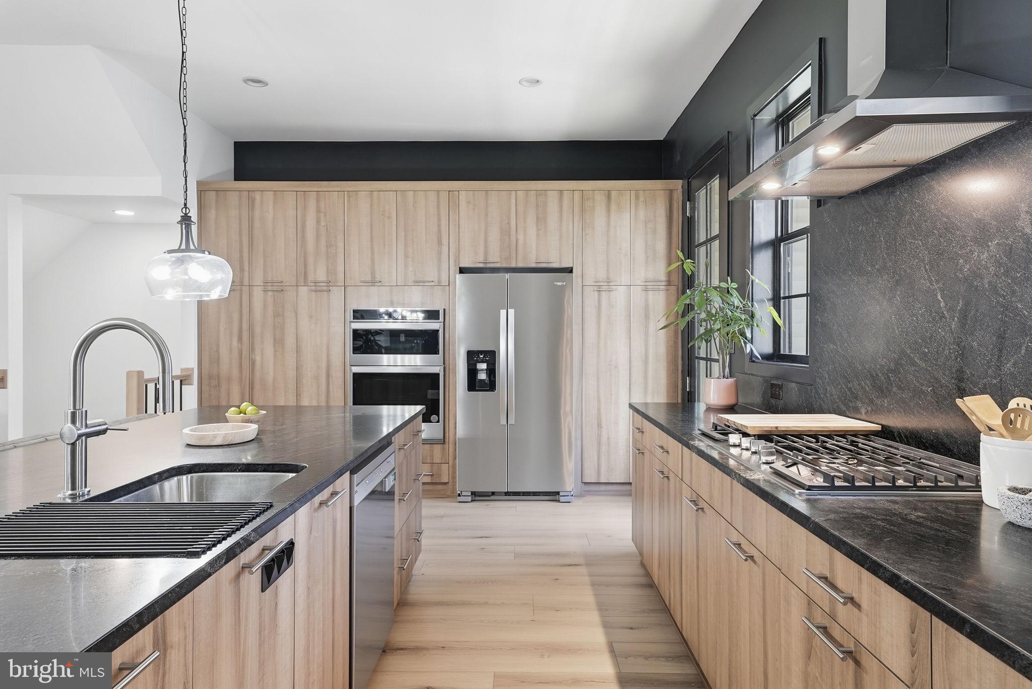 METRO WALK AT MOOREFIELD STATION - Residential