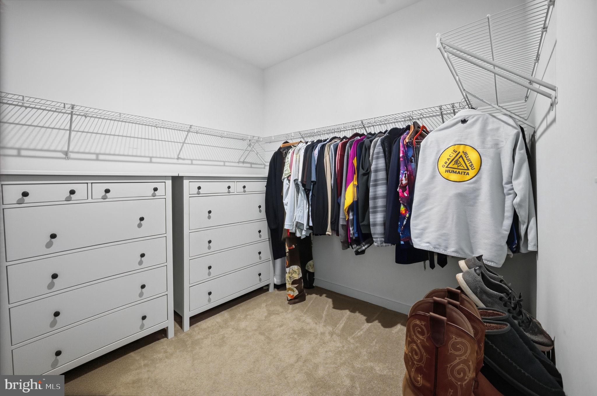 METRO WALK AT MOOREFIELD STATION - Residential