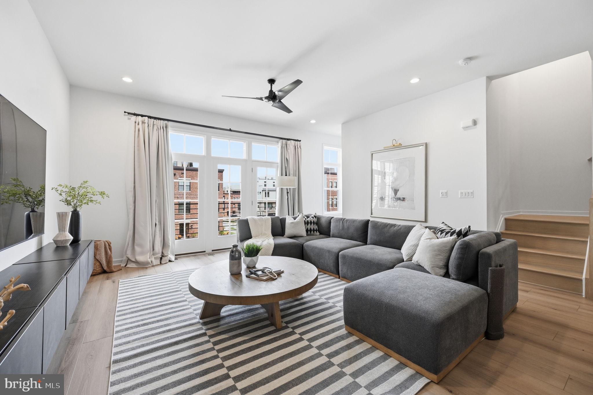 METRO WALK AT MOOREFIELD STATION - Residential