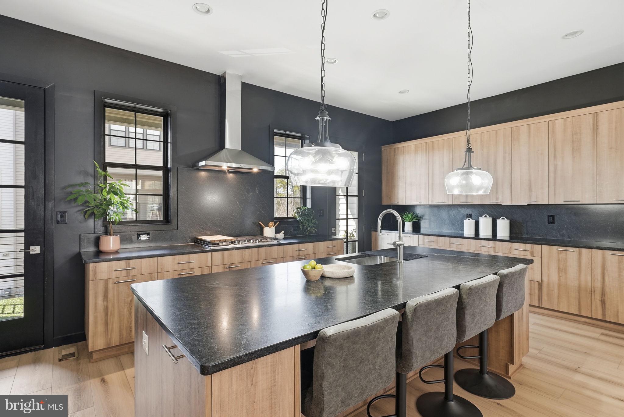 METRO WALK AT MOOREFIELD STATION - Residential