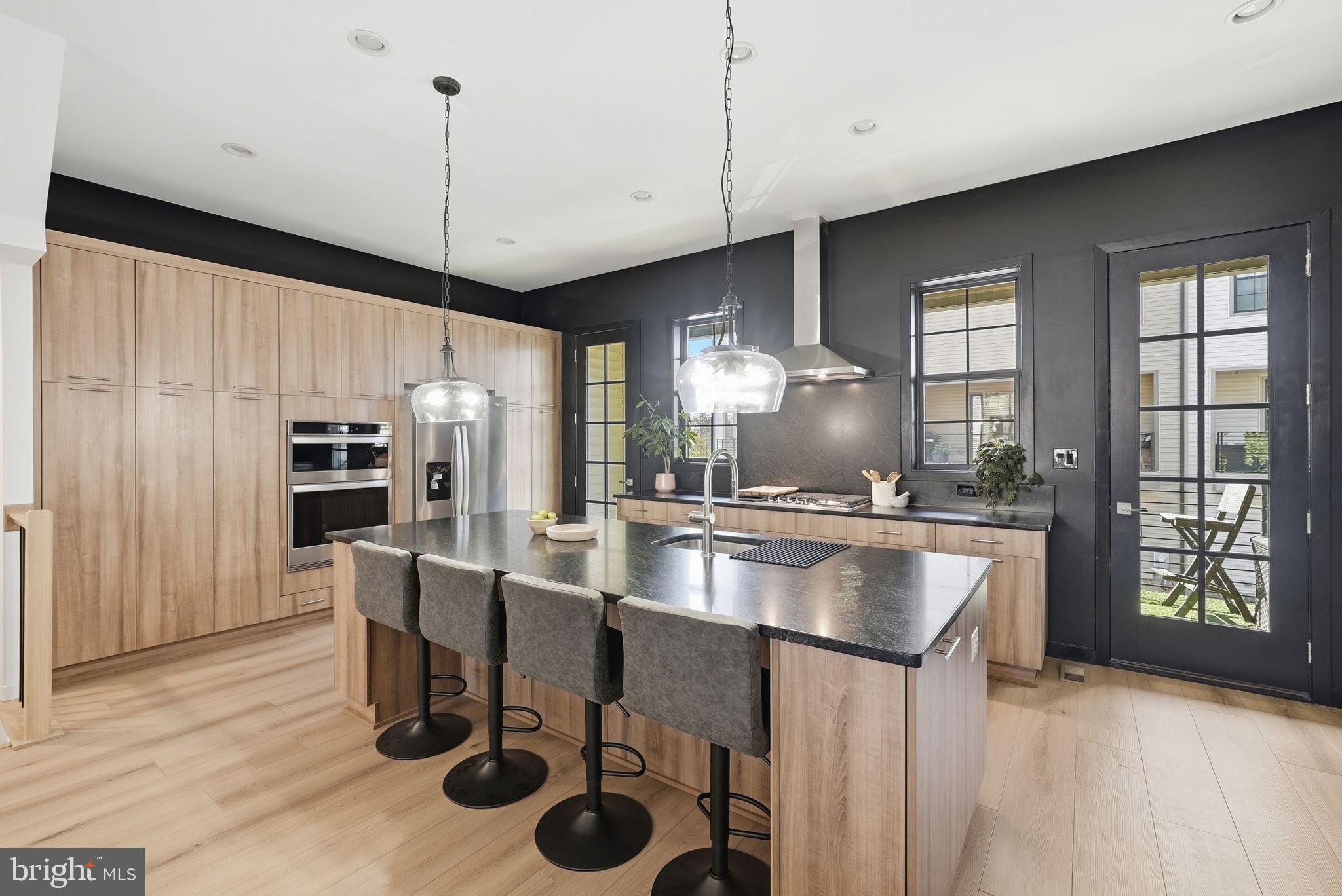 METRO WALK AT MOOREFIELD STATION - Residential