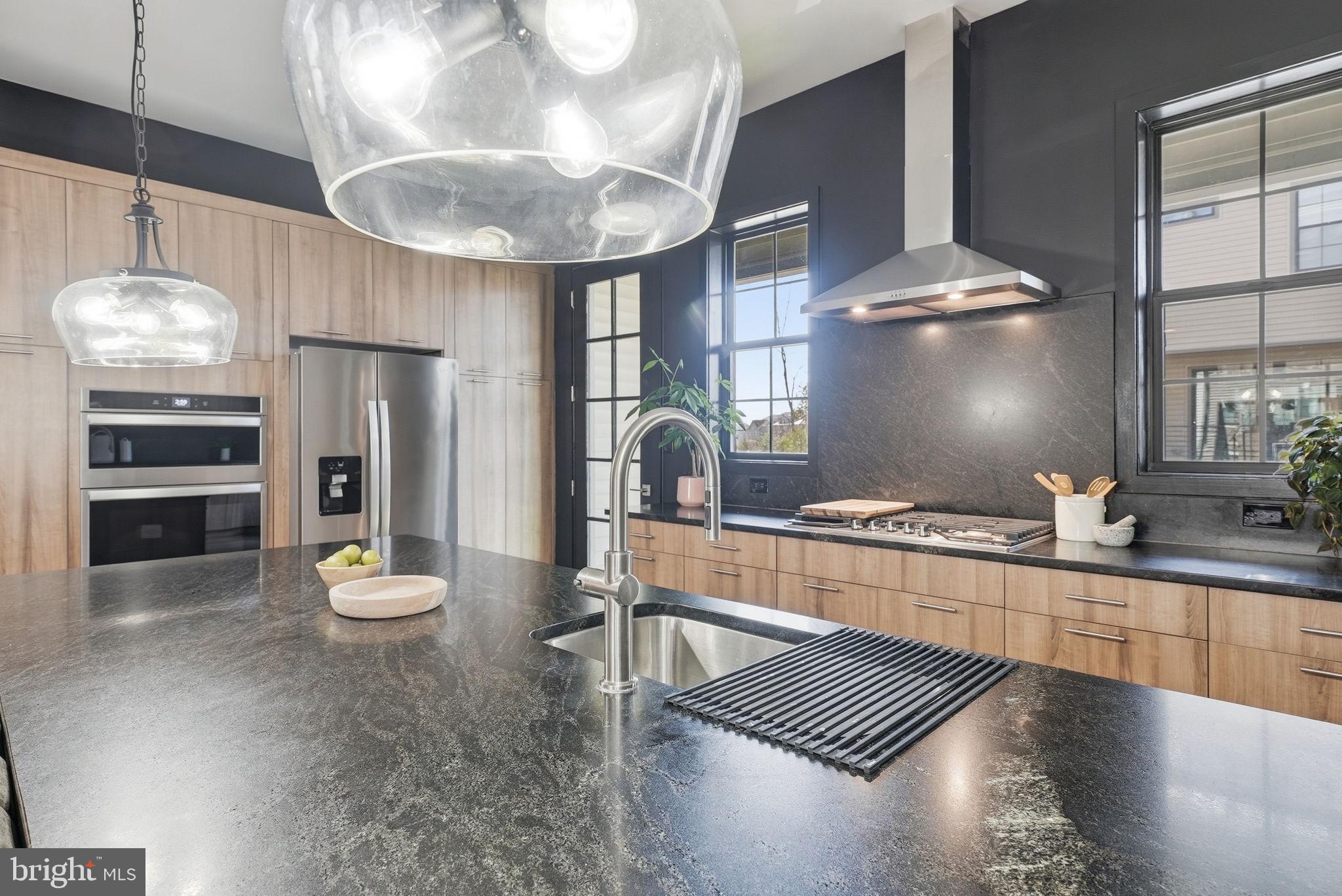 METRO WALK AT MOOREFIELD STATION - Residential