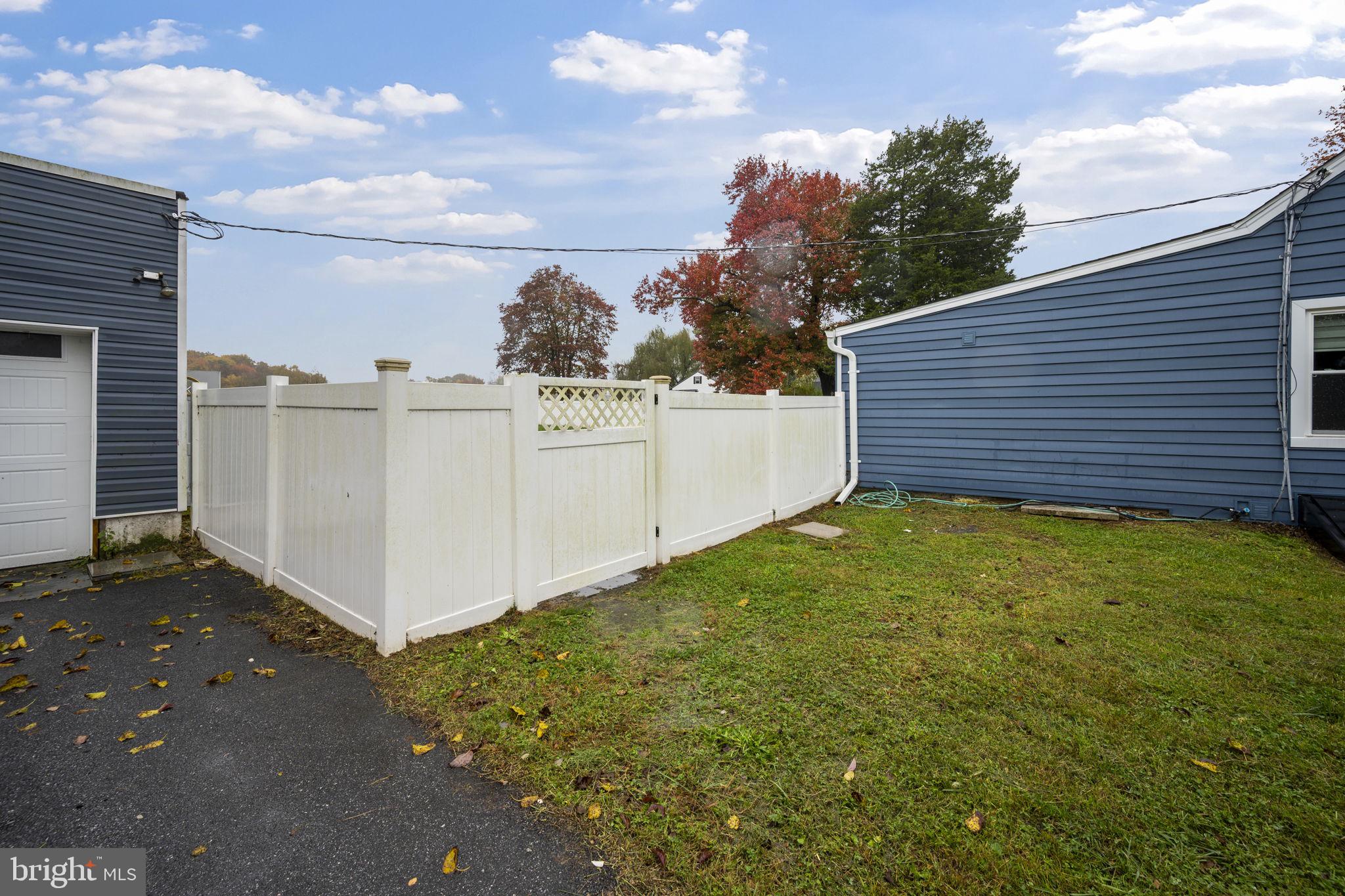 WHITE MARSH - Residential