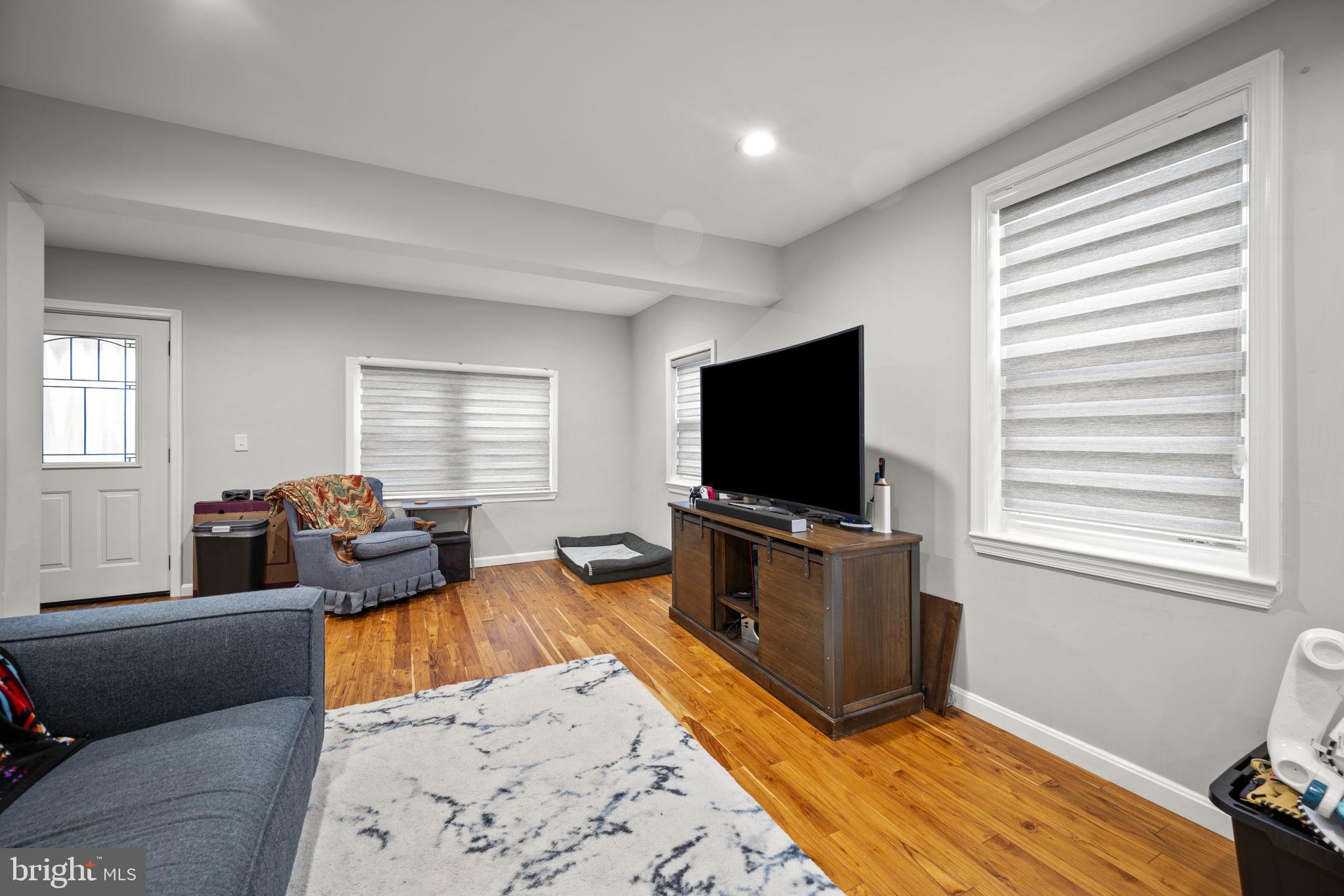 WHITE MARSH - Residential