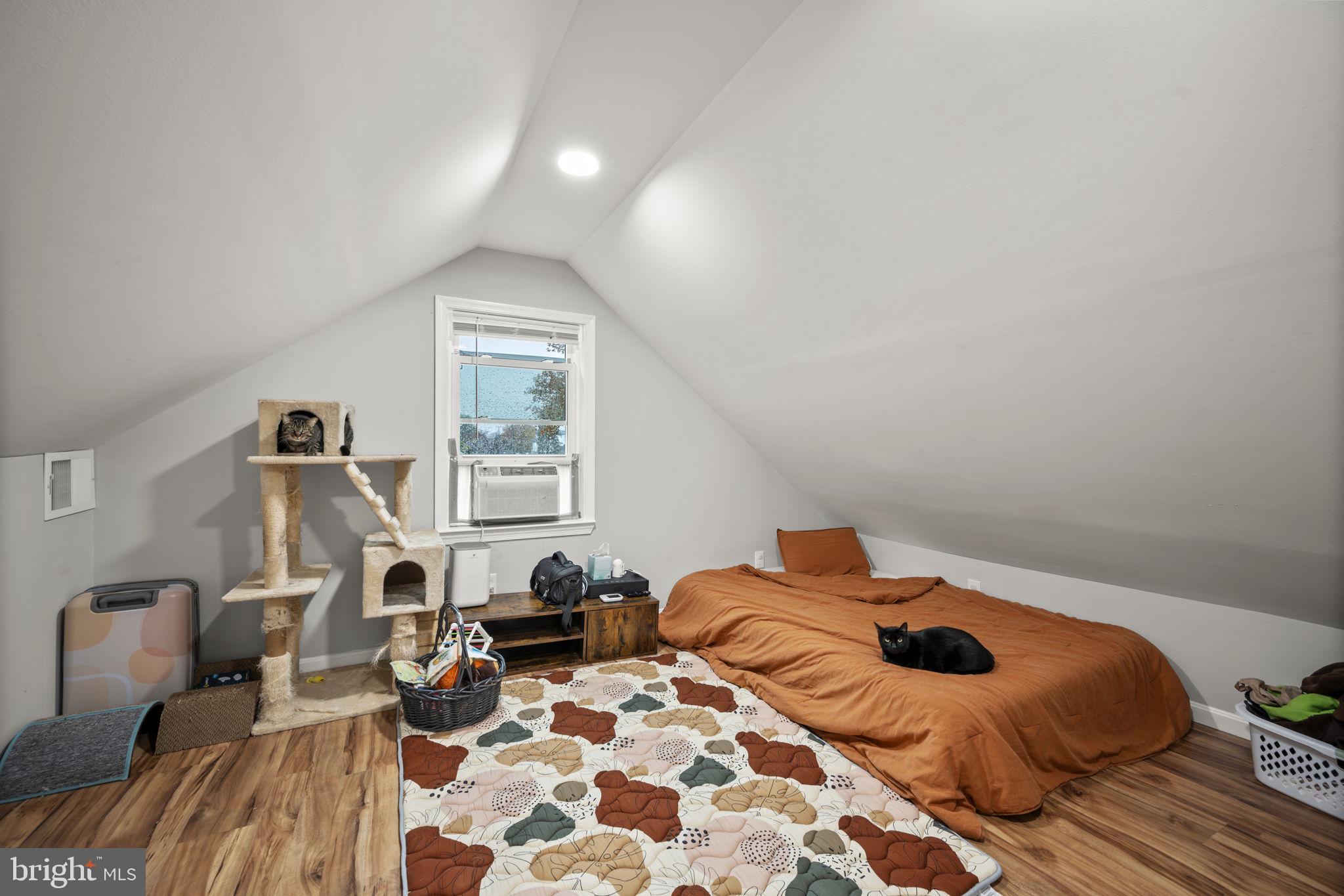 WHITE MARSH - Residential