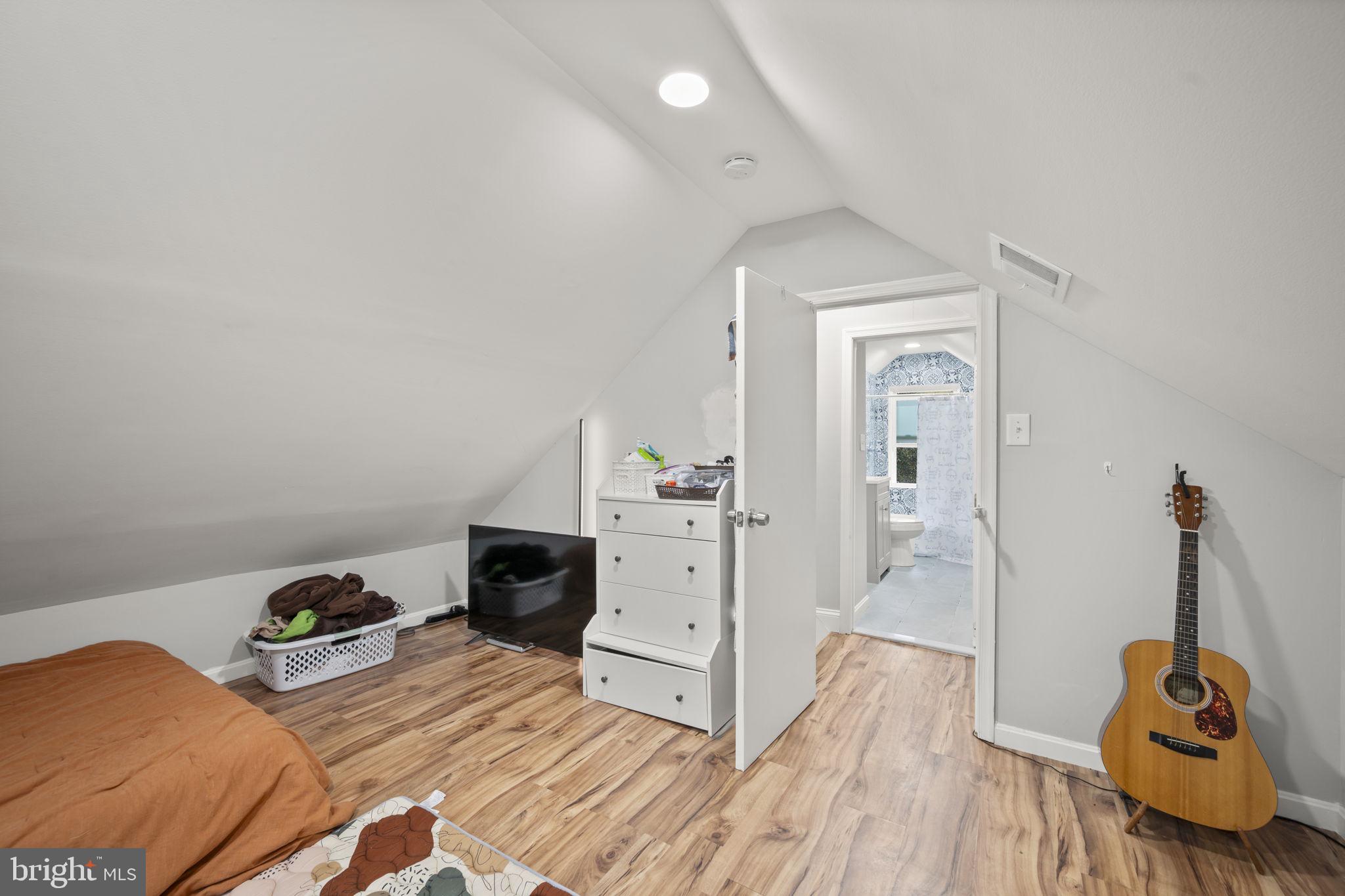 WHITE MARSH - Residential